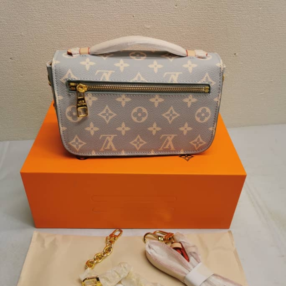 Copy-of-1000-x-1000-Detail-63