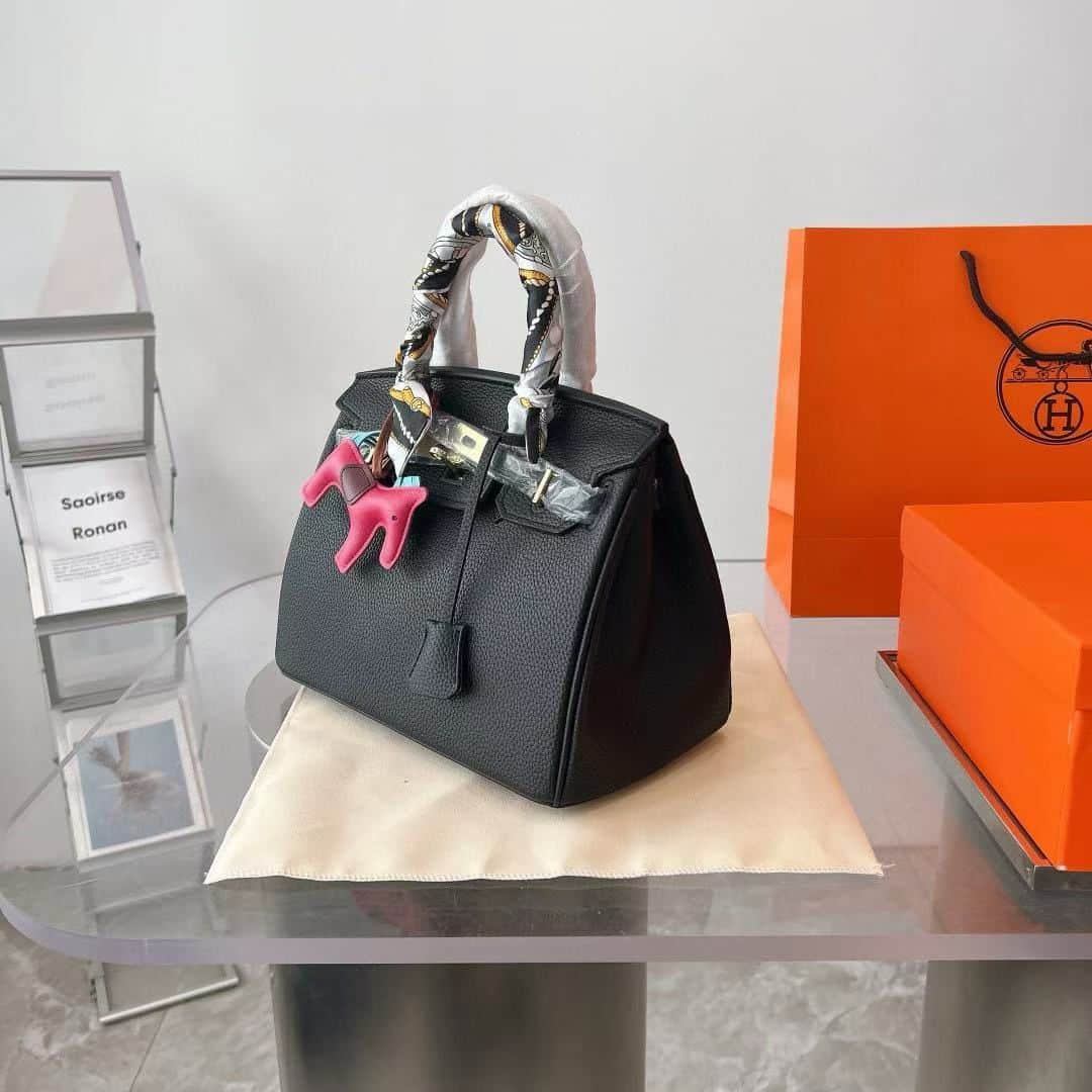 Hermes Birkin 35 Togo Leather Gold Hardware Black 35Cm - Image 7