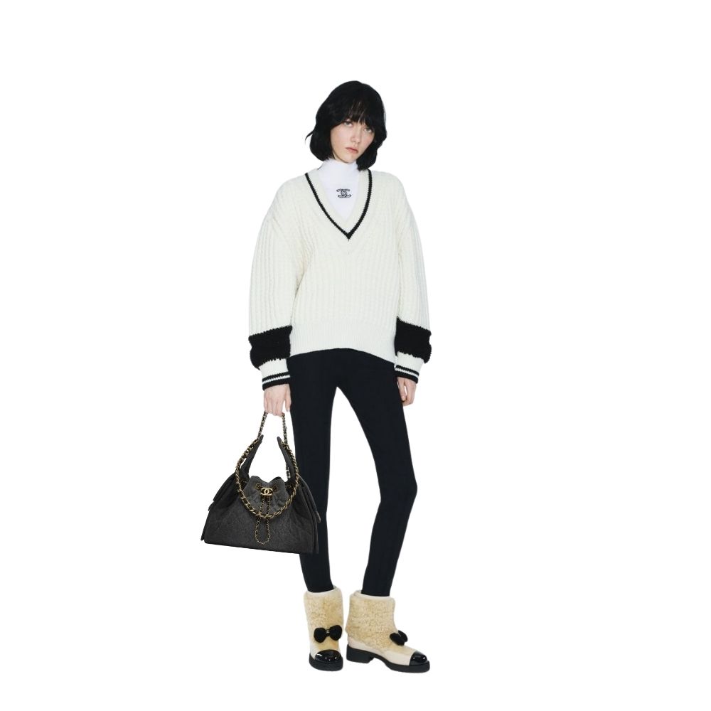 Chanel 25 Small Handbag Grained And Gold-Tone Metal Washed Denim Black 26Cm AS5293 B20520 U0725 - Image 2