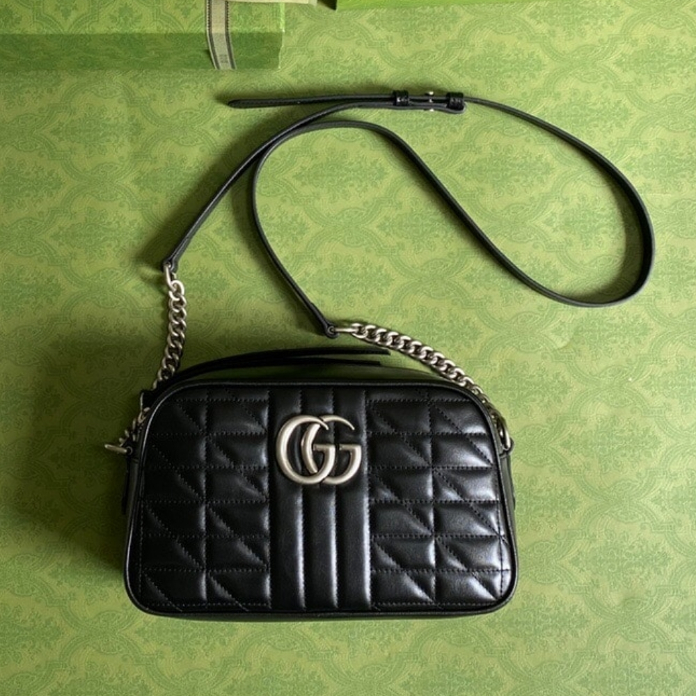 Gucci GG Marmont Small Shoulder Bag Black 24Cm 447632 UM8BN 1000 - Image 5