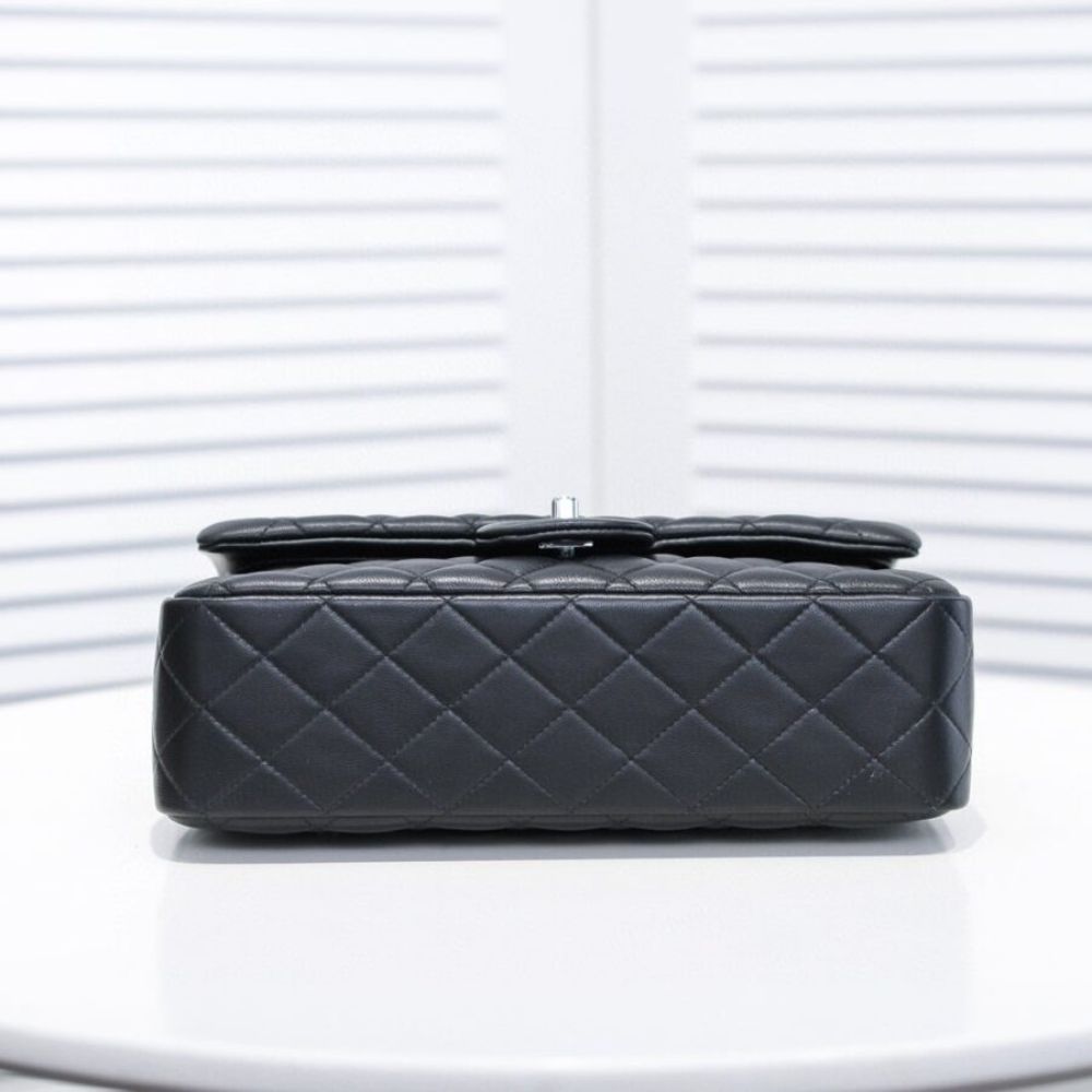 Chanel Classic Medium Flap Bag Black Leather With Silver Hardware 25cm A01113 Y01480 94305