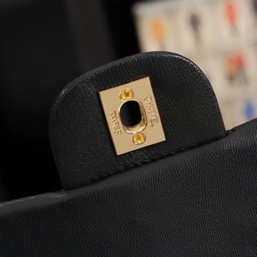 Chanel Classic Medium Handbag Black 25Cm - Image 13