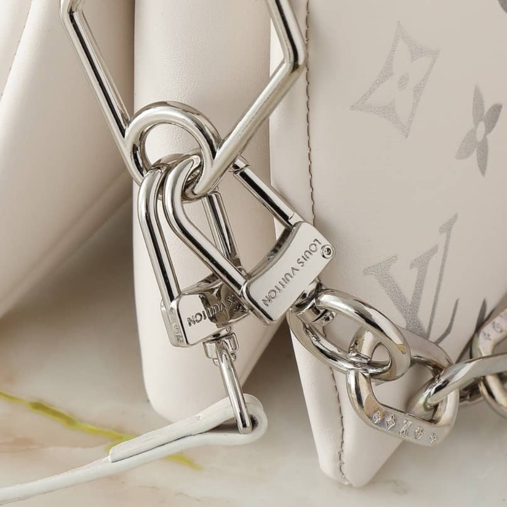 Louis Vuitton Coussin BB White 21Cm M11957 - Image 10