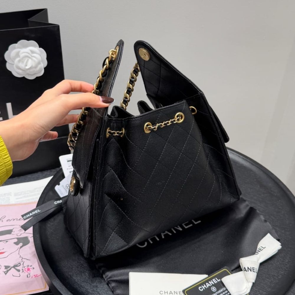 Chanel 25 Small Handbag Grained And Gold Tone Metal Black 26Cm AS5293 B20304 94305 - Image 9