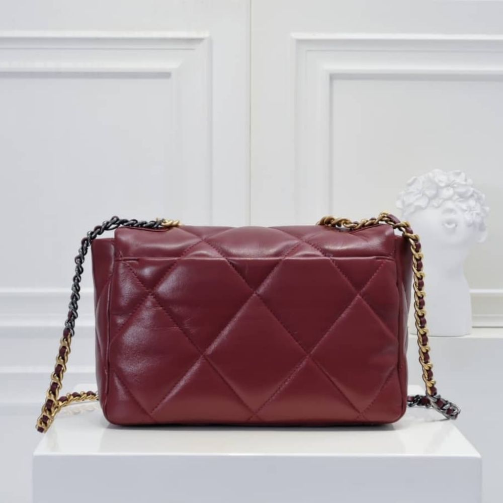 Chanel 19 Small Shiny Crumpled Burgundy 25cm - Image 7