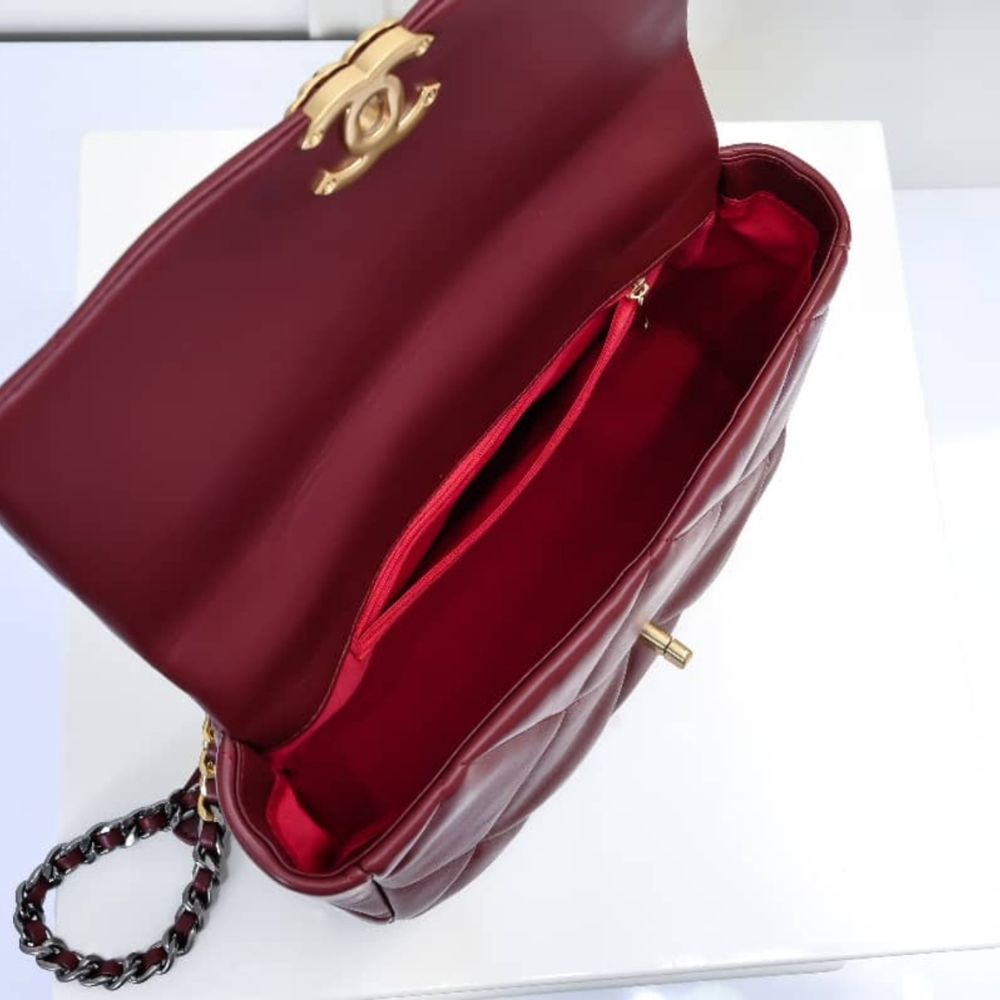 Chanel 19 Small Shiny Crumpled Burgundy 25cm - Image 9