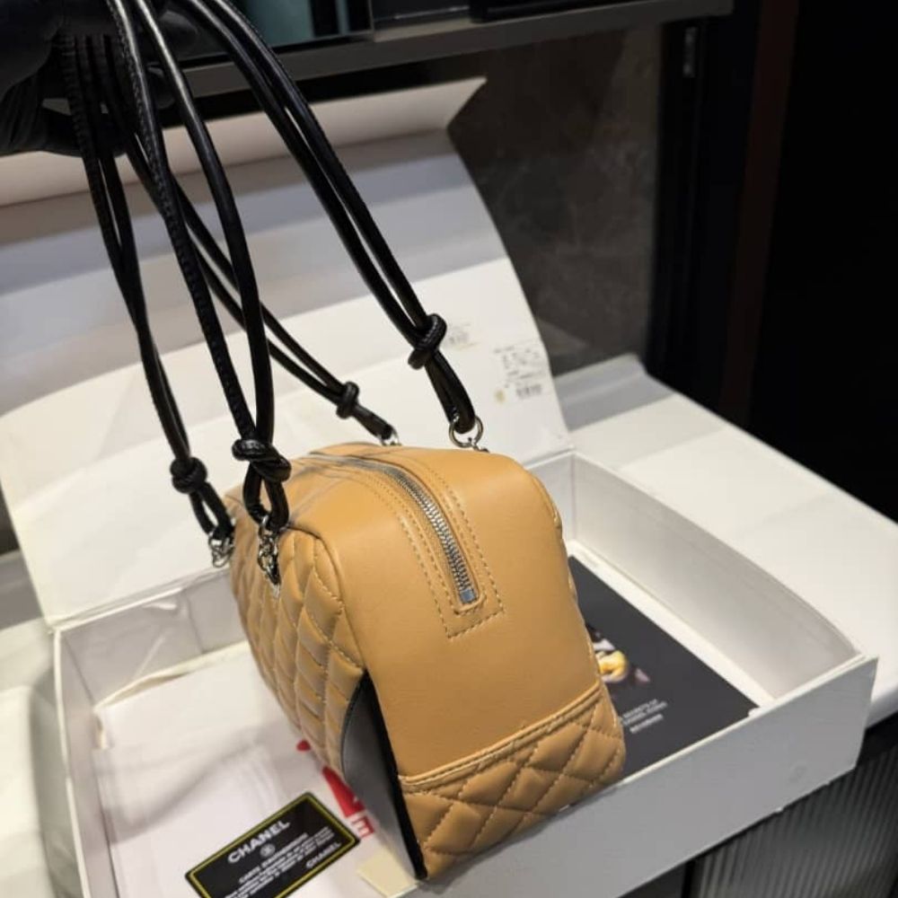 Chanel Cambon Ligne Bowling Shoulder Bag Beige 26Cm - Image 7