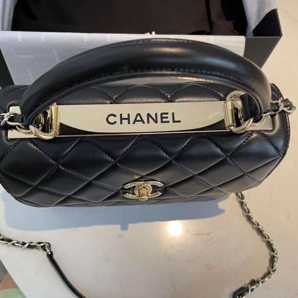 Chanel Small Flap Bag With Top Handle Bag With Gold Metal Black 25Cm A92236 Y60767 94305 - Image 8