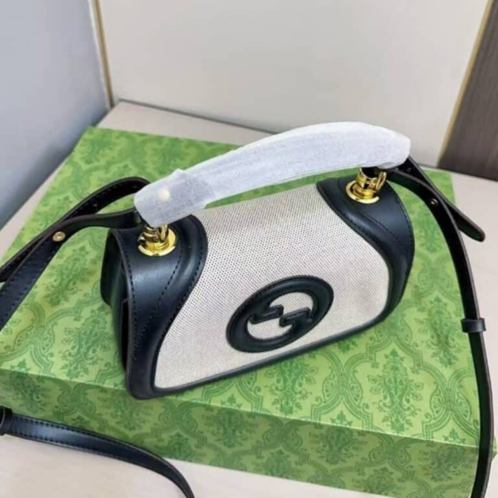 Gucci Blondie Mini Shoulder Bag Ivory And Black 22Cm 815700 HAAKF 2546 - Image 6