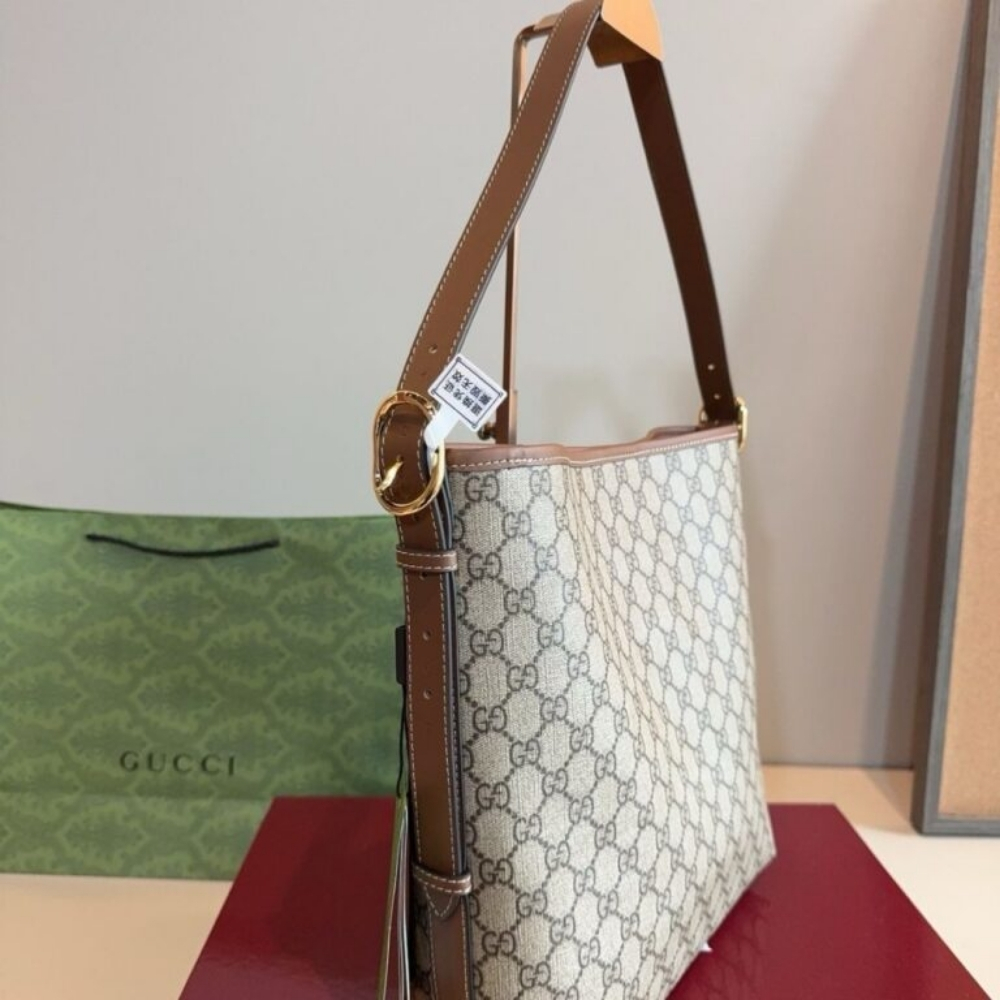 Gucci GG Emblem Medium Bucket Bag Beige And Dark Brown Fabric 29Cm 815103 FAD6L 9758 - Image 8