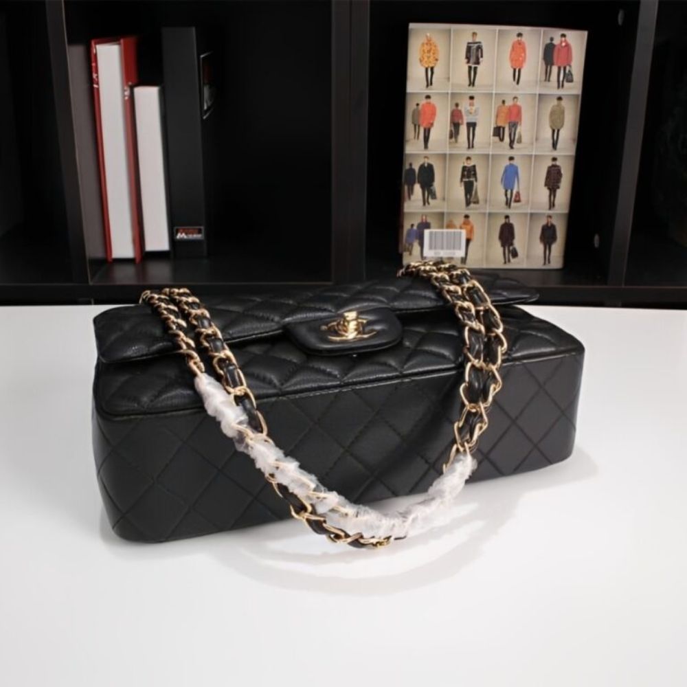 Chanel Classic Medium Handbag Black 25Cm - Image 9