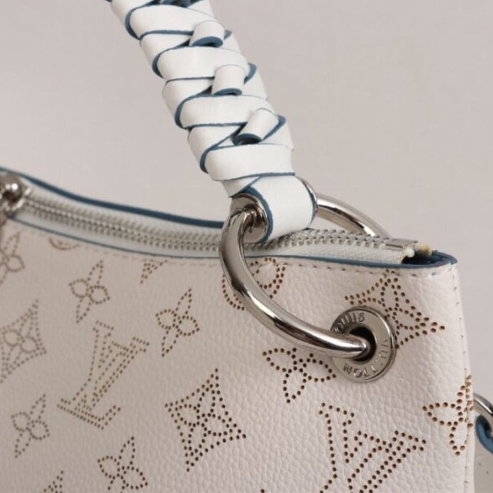 Louis Vuitton Beaubourg Hobo MM White 32Cm M56201 - Image 9