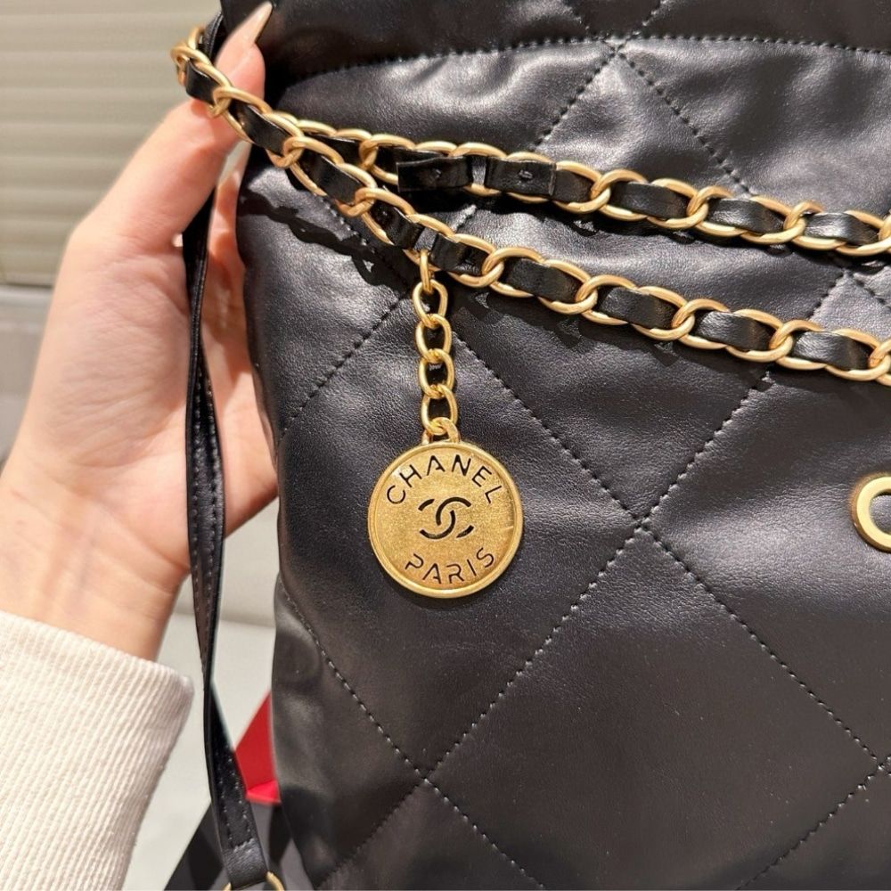 Chanel 22 Medium East West Bag Leather Black 39Cm - Image 9