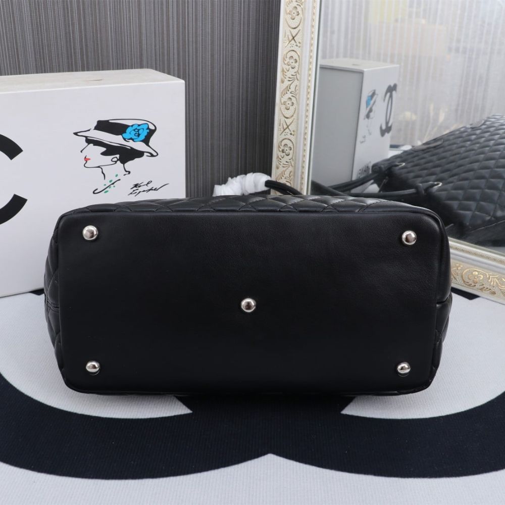 Chanel Cambon Line Large Tote Bag In Black 41Cm A25169 - Image 14