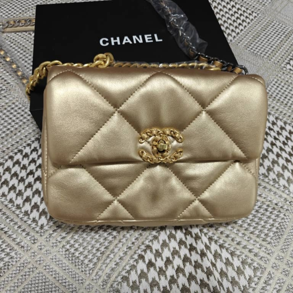 Chanel 19 Small Flap Bag Gold 25cm - Image 5