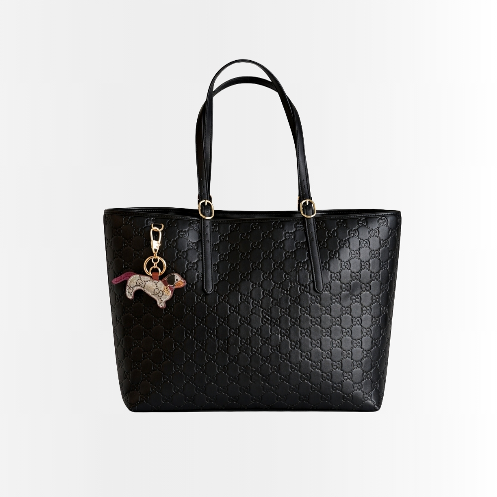 Gucci GG Emblem Large Tote Bag Black 37Cm ‎847455 AAFDV 1000