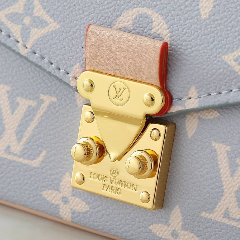 Louis Vuitton Pochette Métis East West Trianon Blue 21Cm M12429 - Image 9