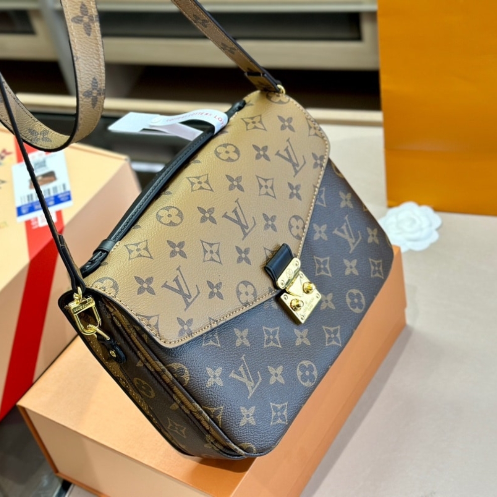 Louis Vuitton Pochette Métis Monogram Reverse Brown 25Cm M44876 - Image 5